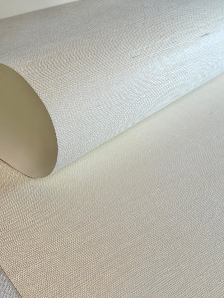 Sisal Natural Grasscloth Wallpaper — Subtle Woven Natural Surface 41014