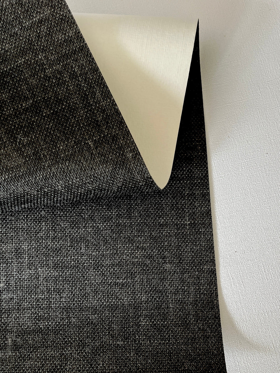 Natural Washed Jute Wallpaper Natural fibers in black color 45109
