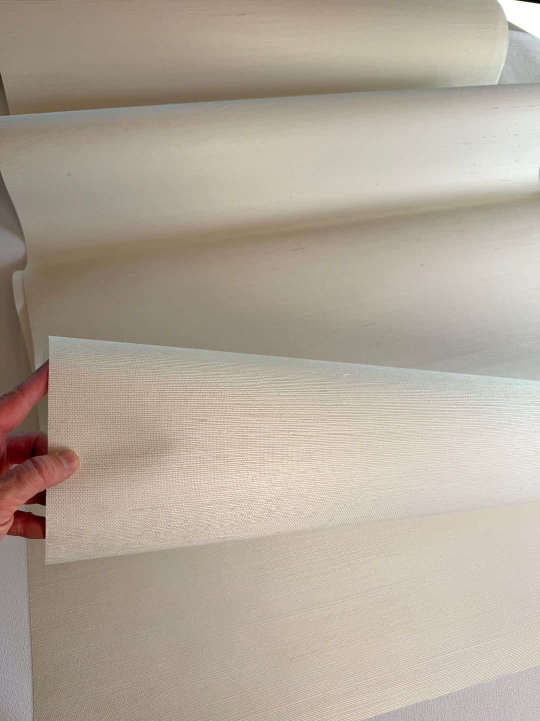 Sisal Natural Grasscloth Wallpaper — Subtle Woven Natural Surface 41014