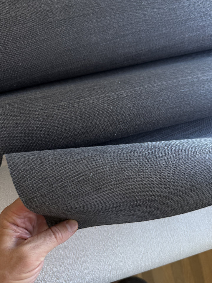 Natural Sisal Grasscloth Wallpaper in Charcoal Grey 41022