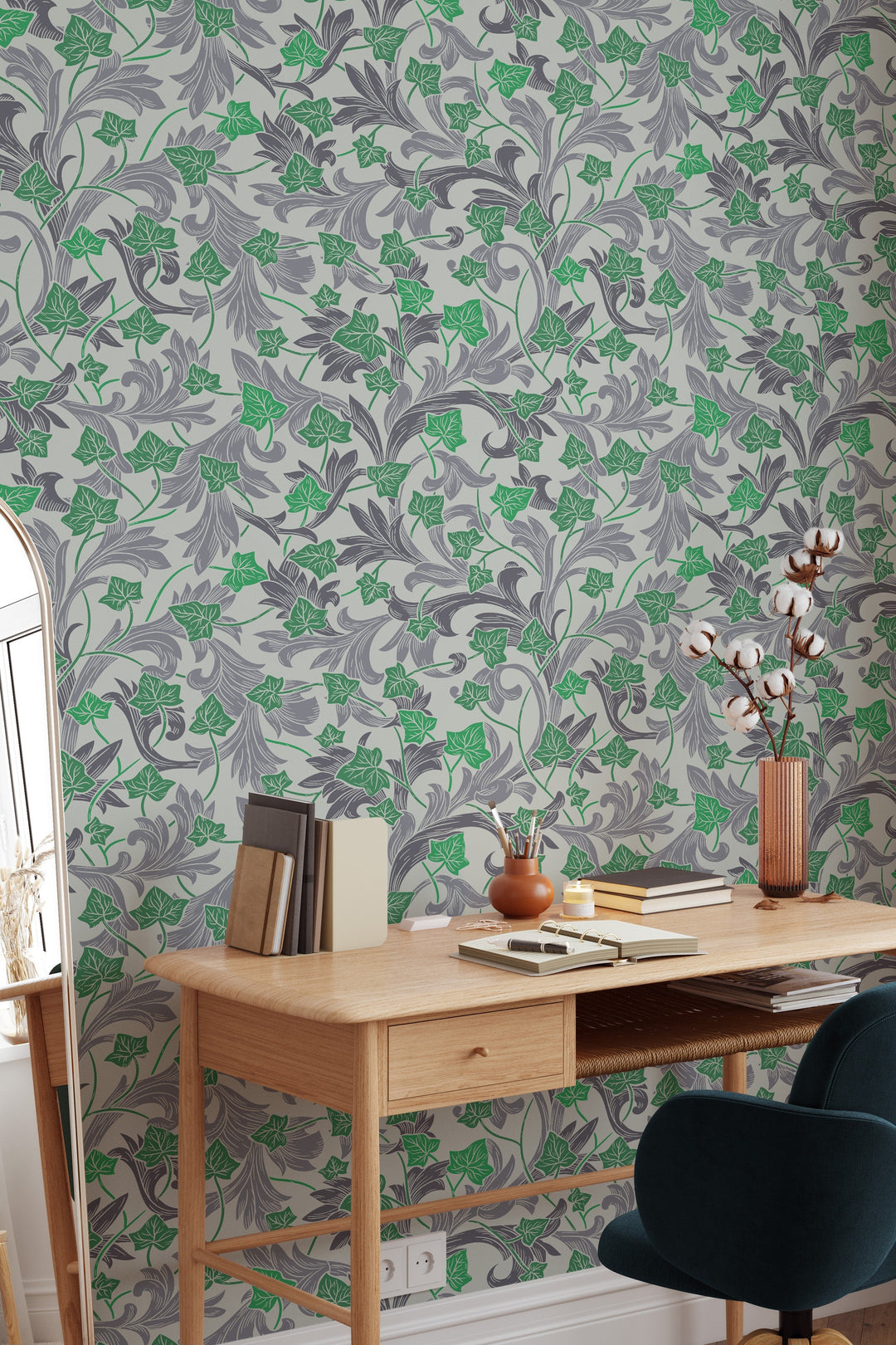 Wallpaper Peel an stick and Traditional vinyl | English