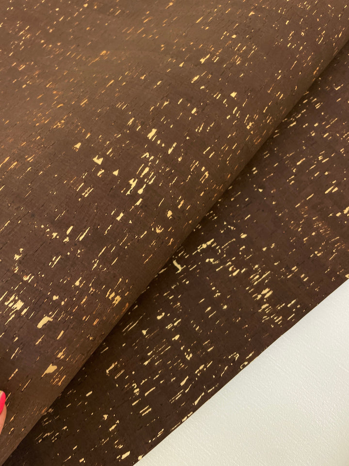 Natural Real Cork wallpaper brown with gold Grasscloth