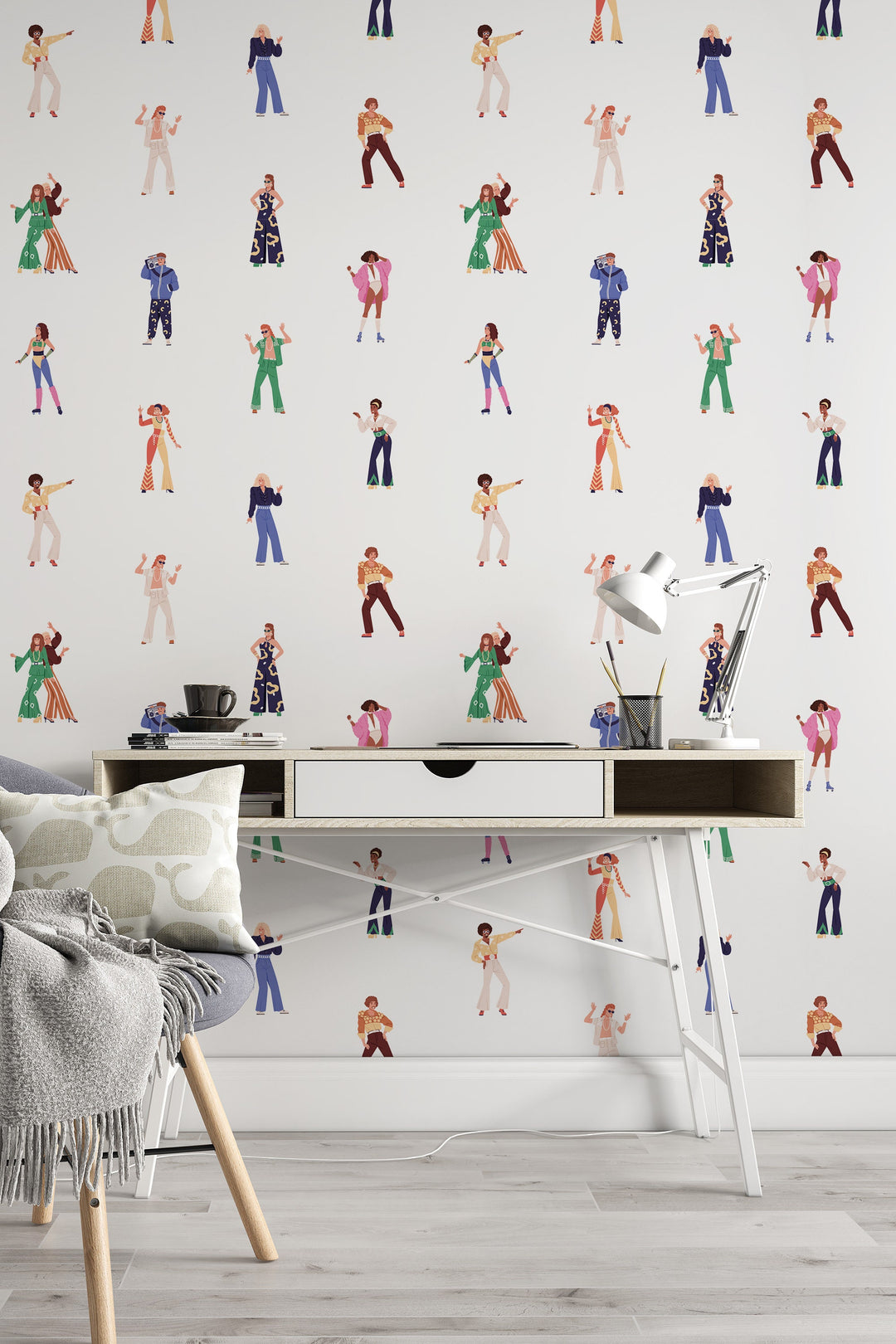 Girls dance Retro White Wallpaper - Peel & Stick