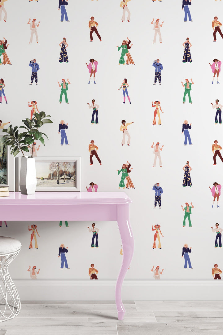 Girls dance Retro White Wallpaper - Peel & Stick